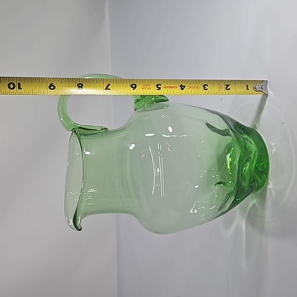 Vintage Green Glass Crimped Bottom Applied Handle Pitcher - Picture 7 of 9